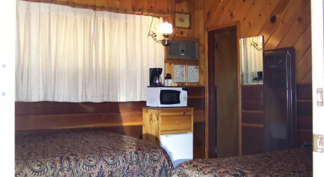 Четырёхместный номер Standard Toiyabe Motel