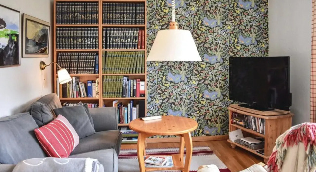 3 Bedroom Cozy Home In Karlshamn, Book Hotel  