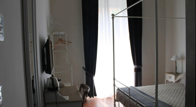 Vacanze Romane Rooms