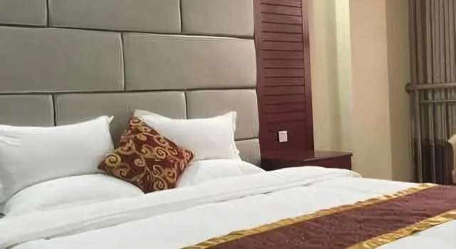 Jinxiu Lidu Holiday Hotel, Buchen Sie Hotel 3-Sterne-Hotels in Jining, 3*