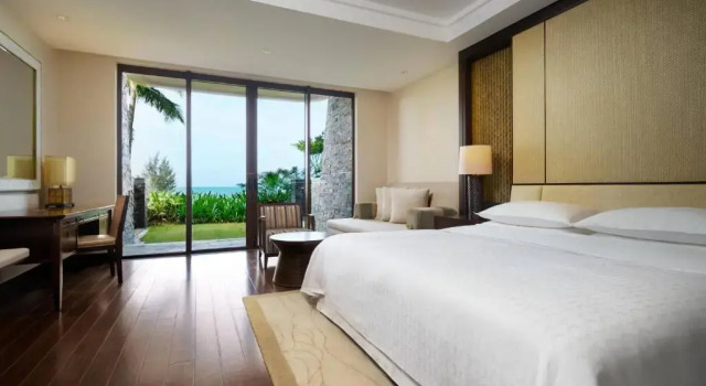 Двухместный номер Standard Цокольный этаж с балконом Sheraton Shenzhou Peninsula Resort