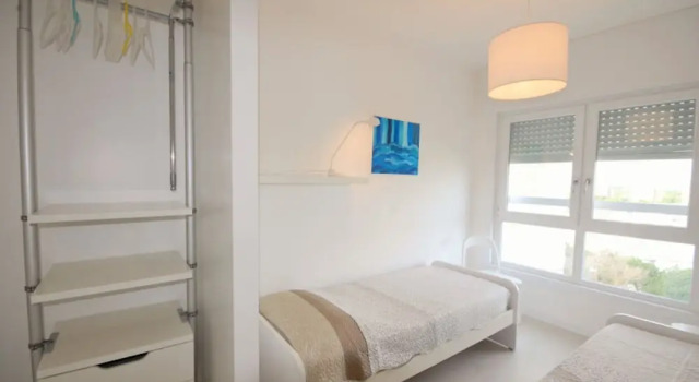 Bright sea View Apartment, Book Lejlighed Hoteller i Friuli Venezia Giulia med parkering, Parkering