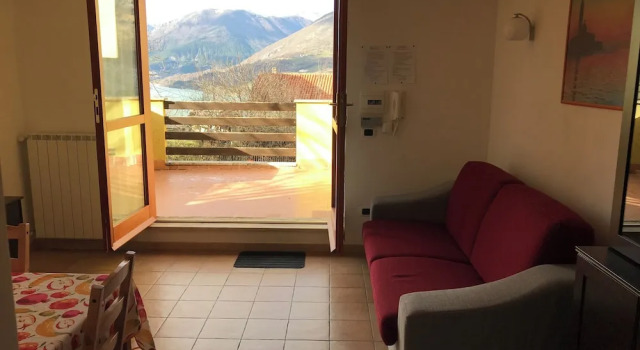 Апартаменты c 1 комнатой с видом на озеро 4Flats in Orto di Venanzio