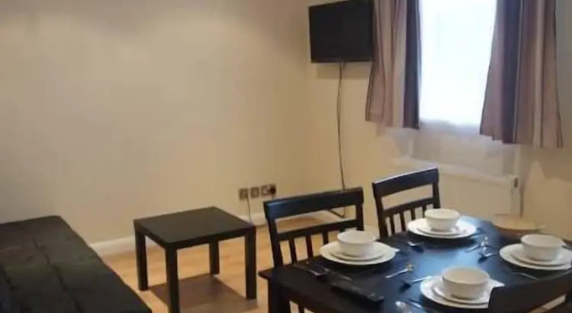 Апартаменты Цокольный этаж c 1 комнатой Marble Arch Flats