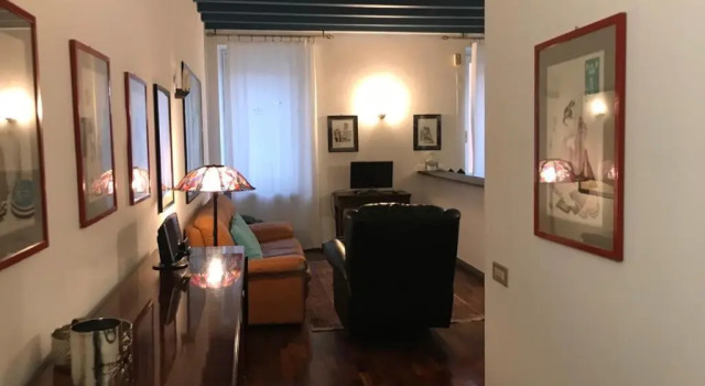 Gatto Bianco Bergamo 9, Забронировать Отель Бергамо Bergamo Province, рядом с Пьяцца Веччиа