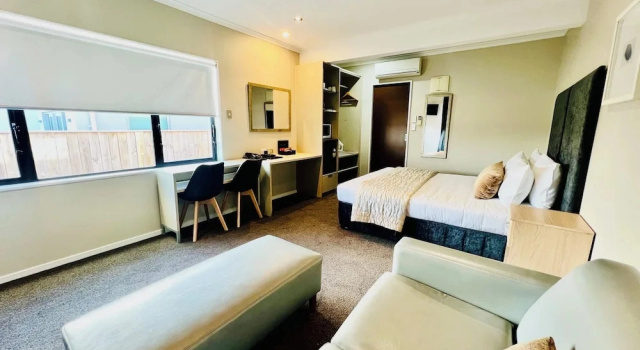 Студия Premier Marineland Beachfront Accommodation
