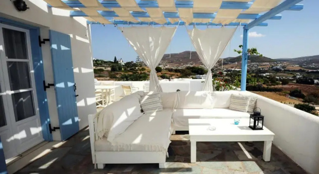 Полулюкс Paros Paradise Apartments