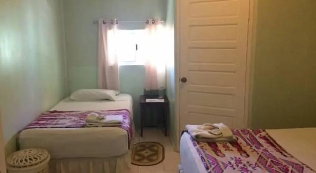 Двухместный номер Standard c 1 комнатой с видом на город Don Santiago Guesthouse Downtown