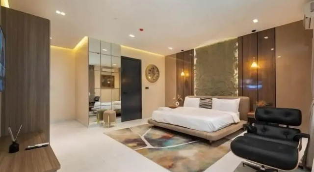 Bedazzle Shortlets, Prenota Appartamento Hotel a Eti-Osa con parcheggio, Parcheggio
