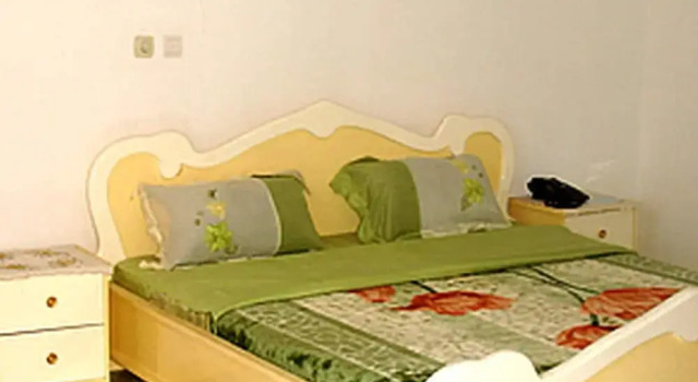 Hilary Hotel