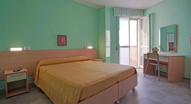Двухместный номер Standard с балконом и с видом на море Hotel Maxims