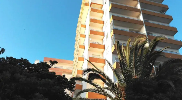 Sunny Apartment in Praia da Rocha, Varaa Huoneisto Praia da Rocha Albufeira