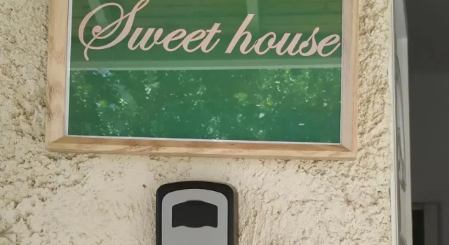 Коттедж c 1 комнатой Sweet house 35Α