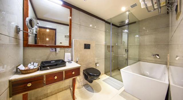 Люкс Premier Apple Orchard Resort & Spa - Overlooking Zabarwan Mountain