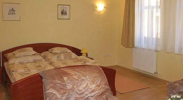 Aranykert Vendégház, Забронировать Отель Отели Эгера 3 звезды, рядом с Eger Castle, 3*