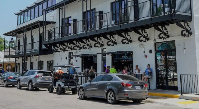 Hotel Mojo, Забронировать Отель Оушен-Спрингс Миссисипи - побережье, рядом с Vermont Street Park