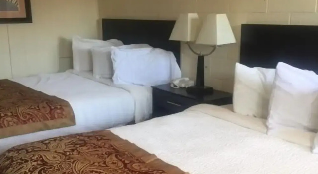 Park Motel, Buchen Sie Motel Hotels in North Platte mit Parkplatz, Parkplätze