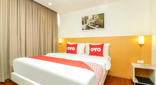 Номер Deluxe OYO 225 Premier Place Hotel