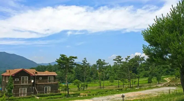 Pyeongchang Sound Of Morning Pension, Boek Hotel Hotels in Gangwon-Do met parkeren, Parkeren