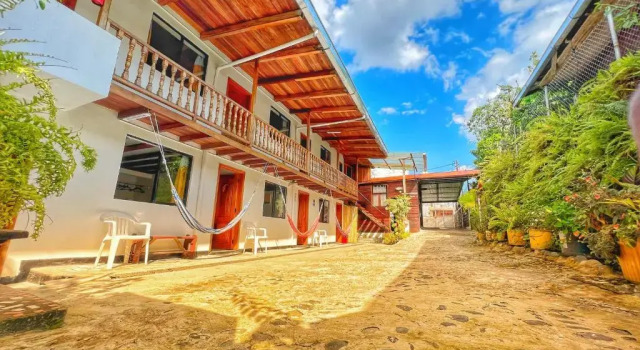 El Colibrí, Book Hotel Hotels in Amazonas with Parking, Parking