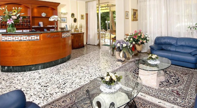 Hotel Cristina Hospitality Centrale, Забронировать Отель СПА-отели Риччоне, SPA-услуги
