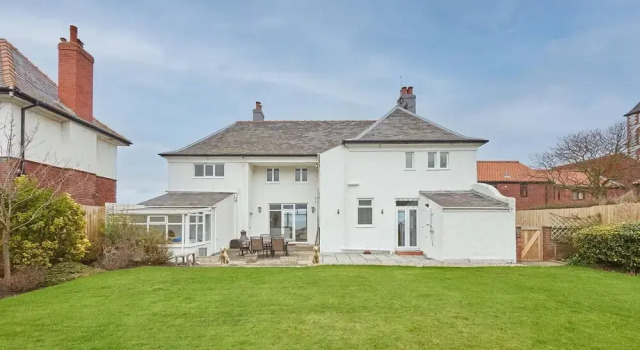 Solimar House in Whitby, Забронировать Дом для отпуска Отели Северного Йоркшира с парковкой, Парковка