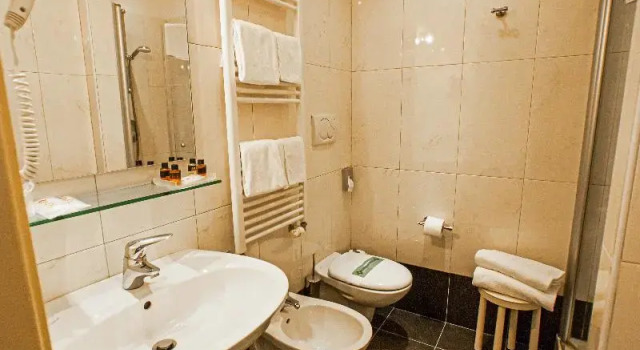 Двухместный номер Standard с балконом Viktoria Palace Hotel