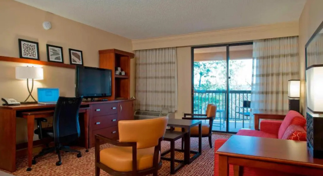 Двухместный люкс Executive c 1 комнатой Courtyard by Marriott Gulf Shores Craft Farms