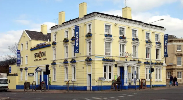 Station Hotel, Забронировать Отель Отели Глостера 3 звезды, рядом с University of Gloucestershire, Oxstalls Campus, 3*