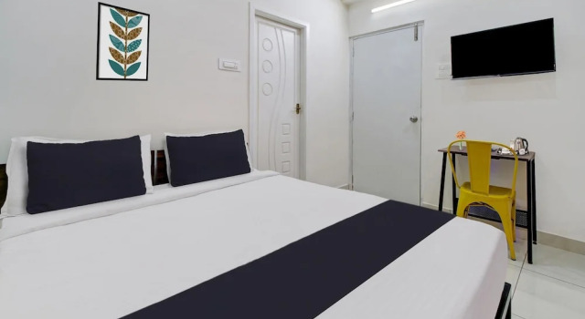 Deluxe RSL Guest House, Book Pension Guntur Andhra Pradesh