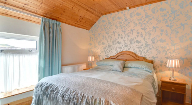Bryncroes, Book Feriehus Botwnnog Glamorgan