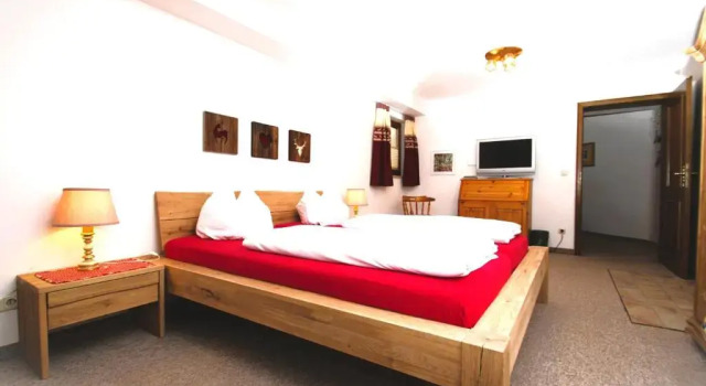 Апартаменты с 3 комнатами Apartment Xenia