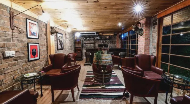 Issara Boutique Winery Hotel, Rezervovat Boutique Hotel Hotely v Central Thailand se snídaní, Snídaně