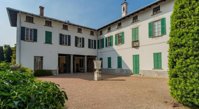 Luxury Apartments in Villa Cardinal Ciceri