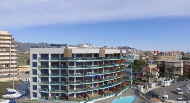 Апартаменты RNET - Apartments Roses Port Trebol