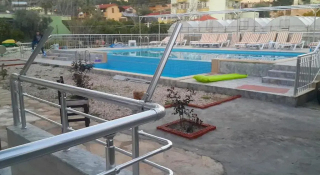 Трёхместный номер Standard с балконом и с красивым видом из окна Rose Hotel B&B