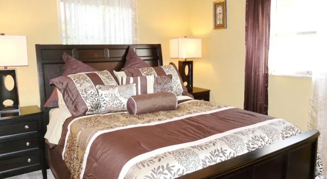 109 West Flamingo Circle, Забронировать Отель Отели в центре Марко-Айленд, в центре, Парковка