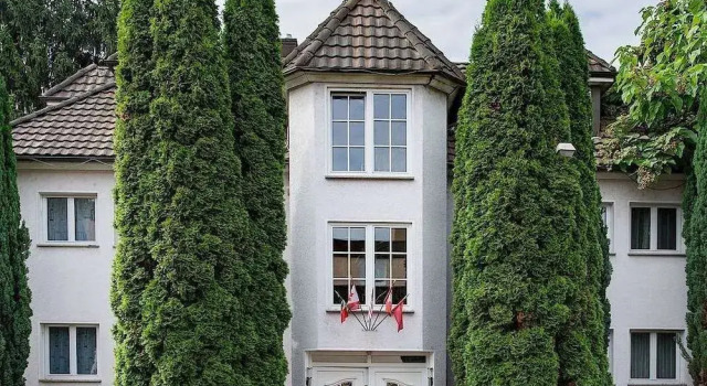 Hotel Villa Sulmana, Забронировать Вилла Неккарзульм , рядом с German Motorcycle Museum (Deutsches Zweirad-Museum)