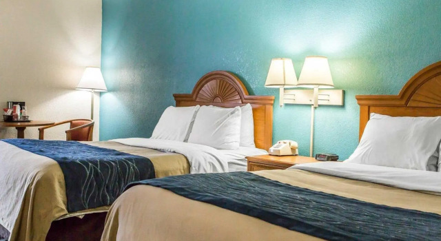 Двухместный номер Standard Quality Inn & Suites Circleville