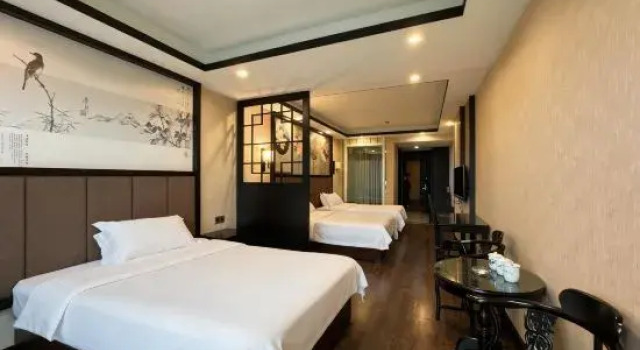 Люкс Deluxe Pearl Holiday Hotel