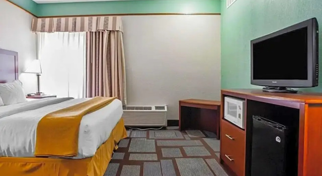 Номер Deluxe Suburban Studios Kansas City Airport North