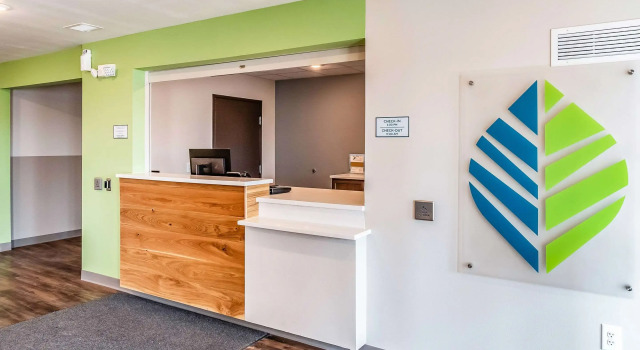 WoodSpring Suites Indianapolis Zionsville, Prenota Hotel Hotel a Indiana con parcheggio, Parcheggio