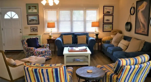 Katinka II - 3 Br Home