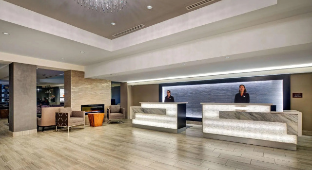 DoubleTree by Hilton Halifax Dartmouth, Rezervovat Hotel Hotely v Nové Skotsko s bazénem, Bazén
