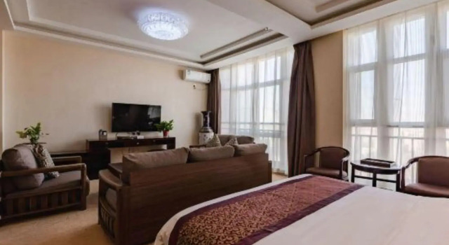 Ruijing Hotel, Book Hotel Jiayuguan Gansu