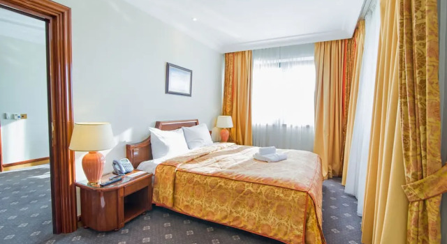 Полулюкс Hotel Villa Breg