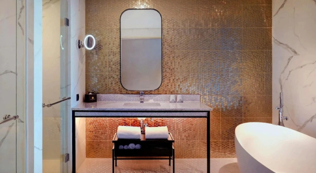 Номер Executive с видом на город Movenpick Surabaya City