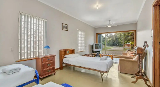 Silver Sands, Book Hotel Adelaide Adelaide Region