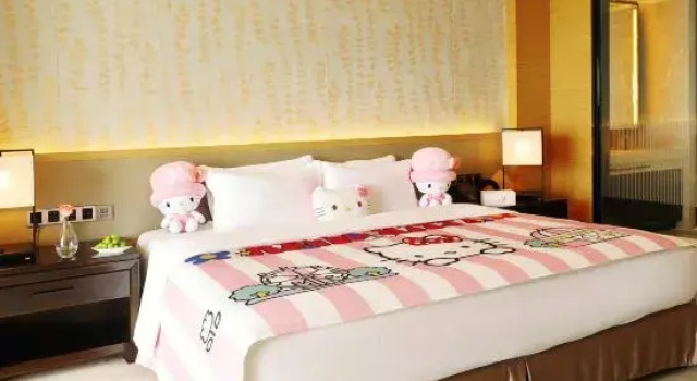 Люкс с видом на море Furama Hotel Beihai