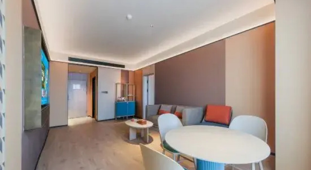 Люкс Orange Hotel